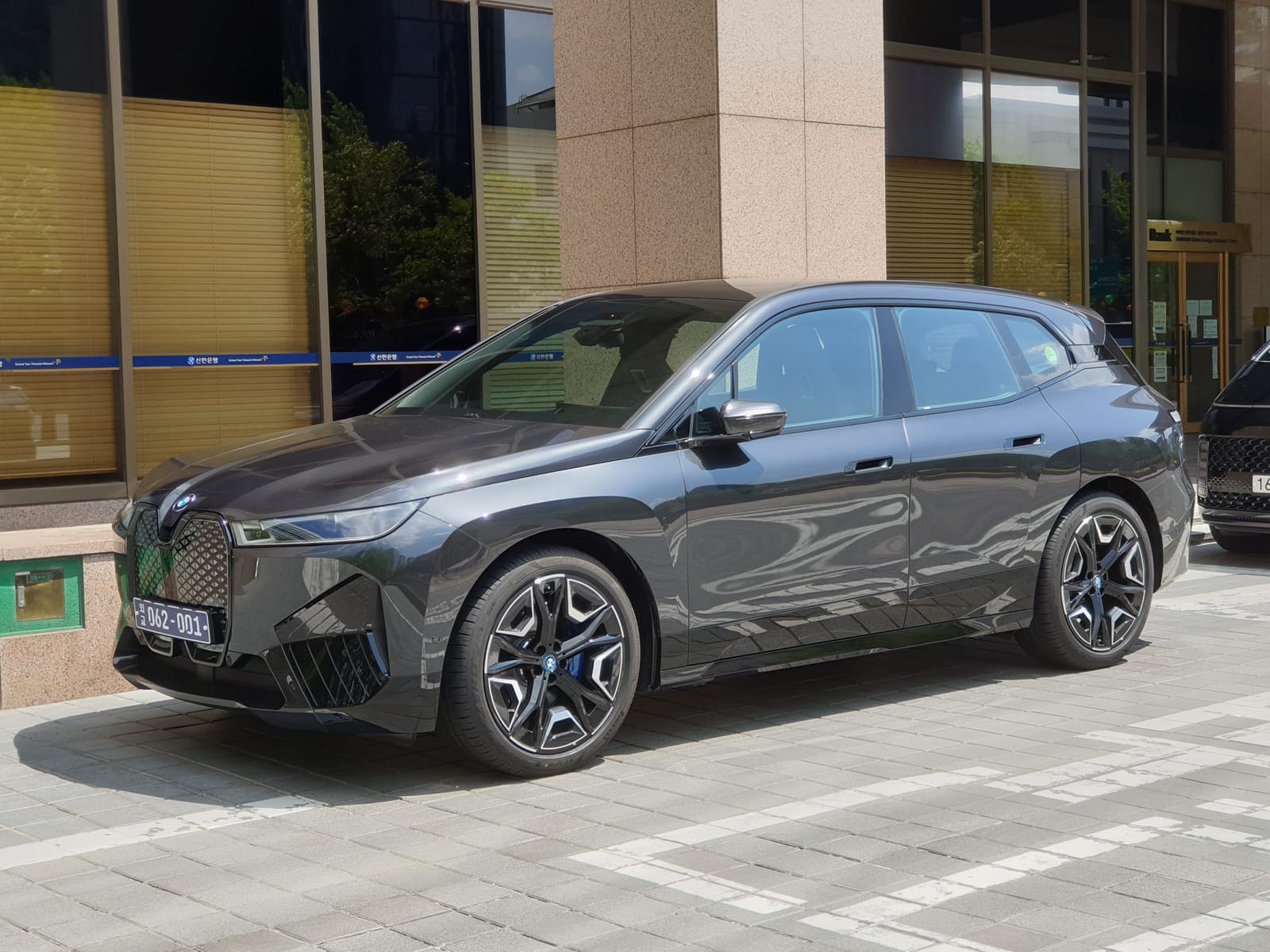 BMW iX iX (I20)