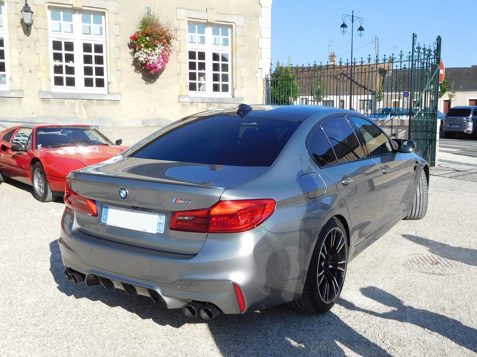 BMW M5 (F90)