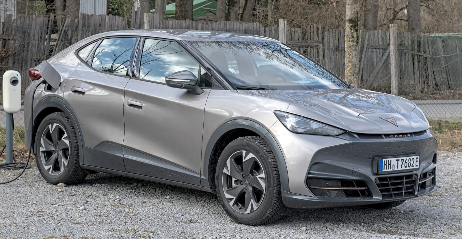 Cupra Tavascan Generation I (2024)