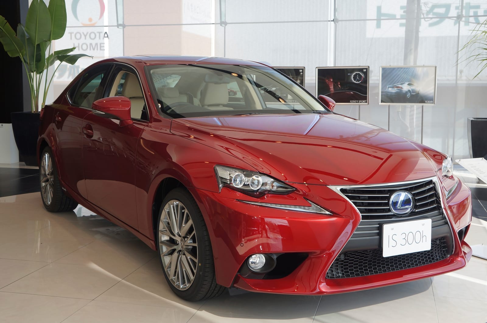 Lexus IS III (2013)
