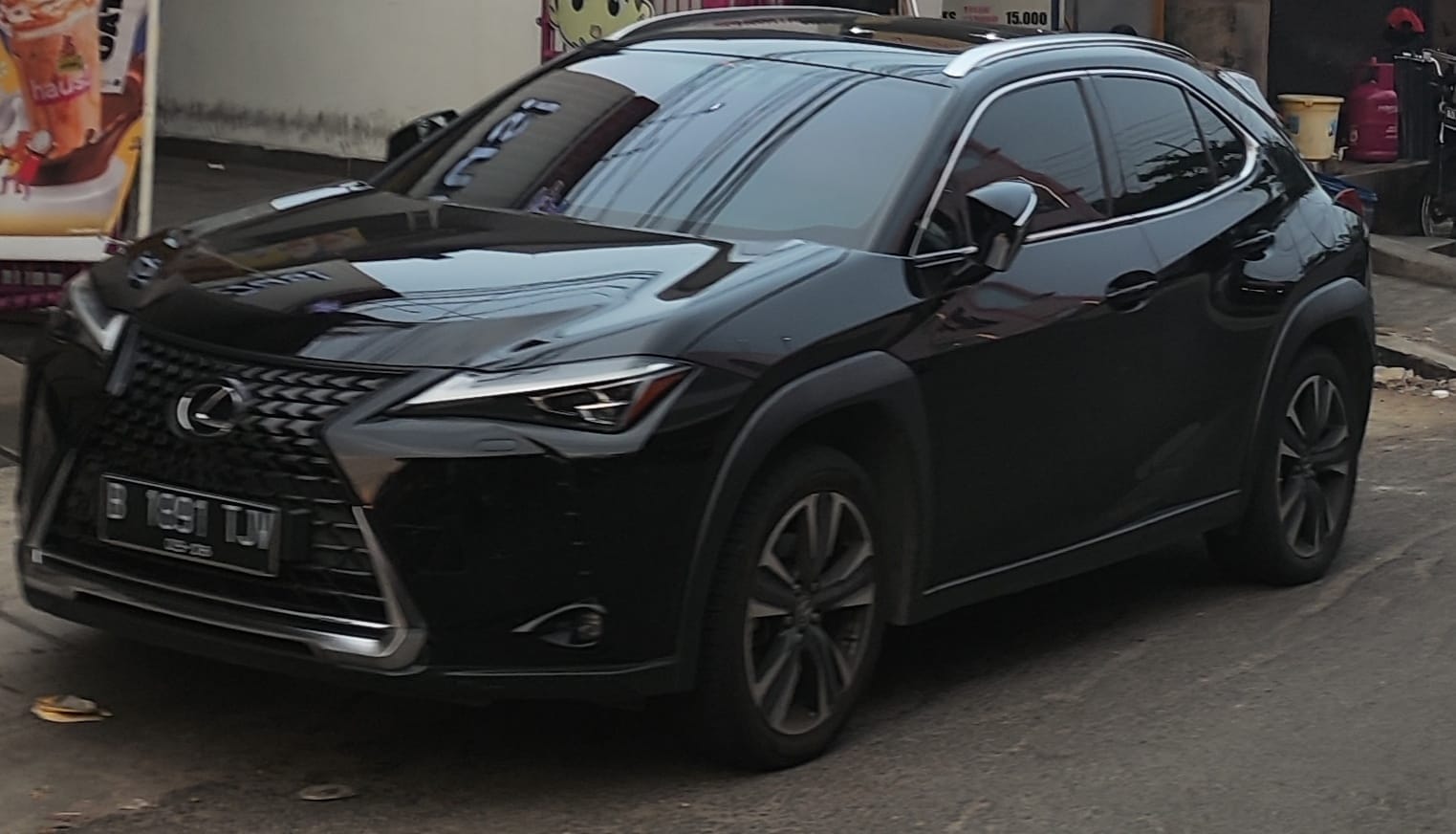 Lexus UX I (2018)