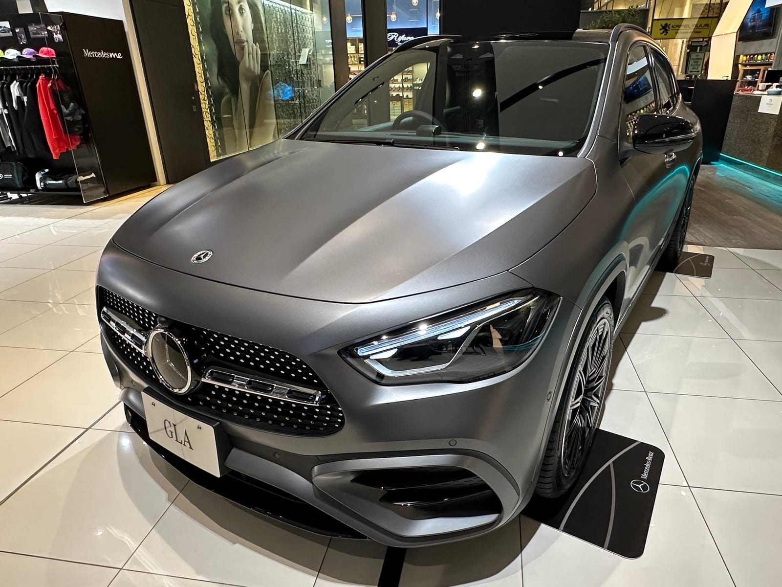 Mercedes-Benz GLA GLA (H247)