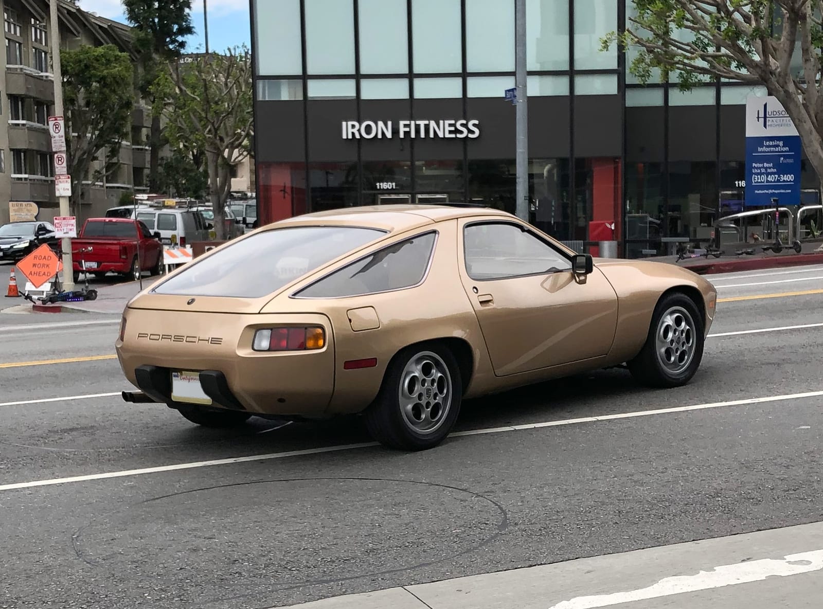 Porsche 928 928 / 928S (1977-1986)