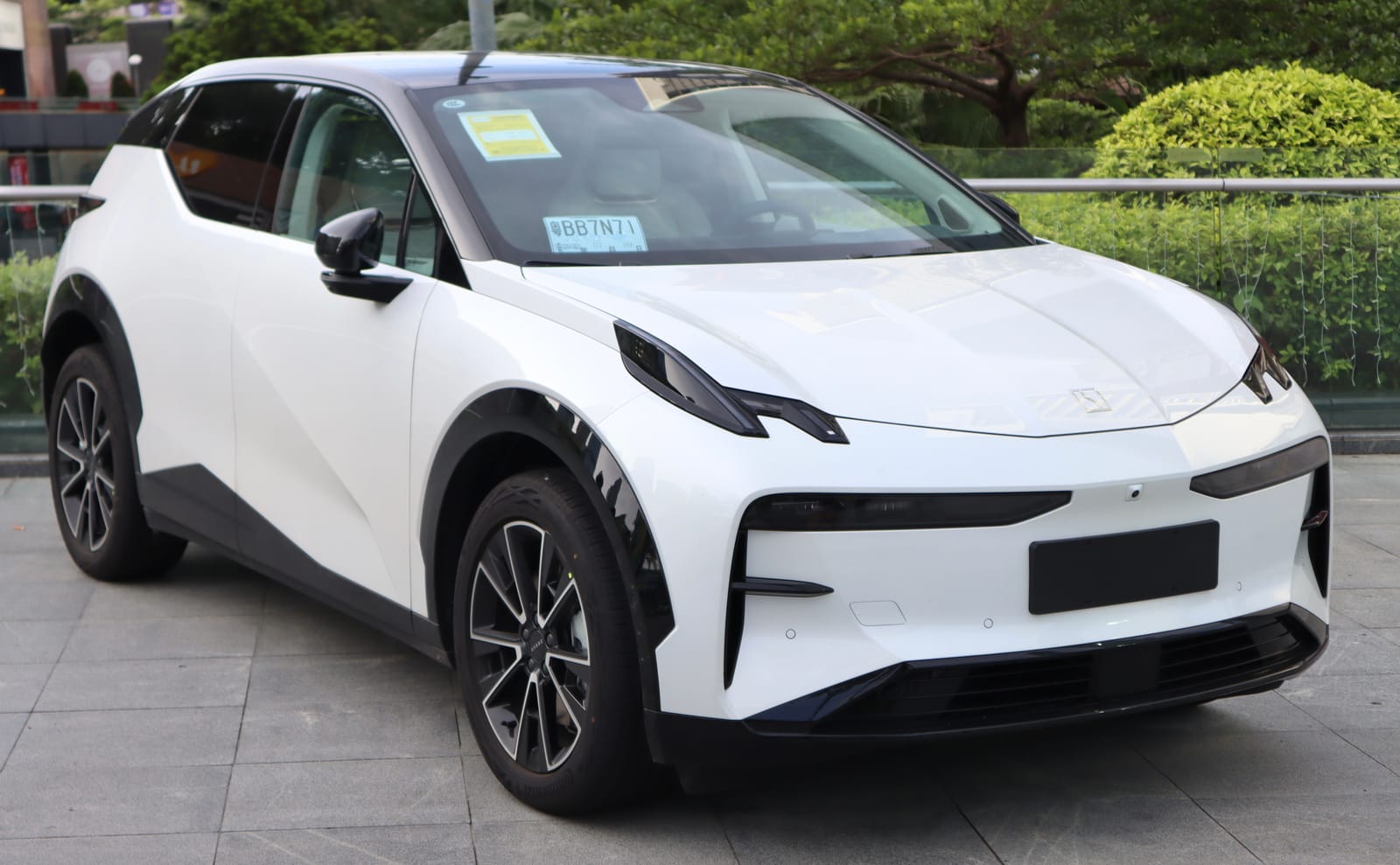Zeekr X I (2023)